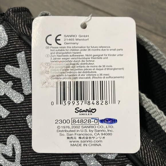 NWT Y2K Vintage 2002 Hello Kitty Graffiti Messenger Bag / Purse - Picture 5 of 6